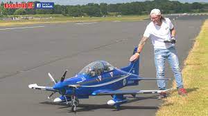 Marc Leavesley from UK