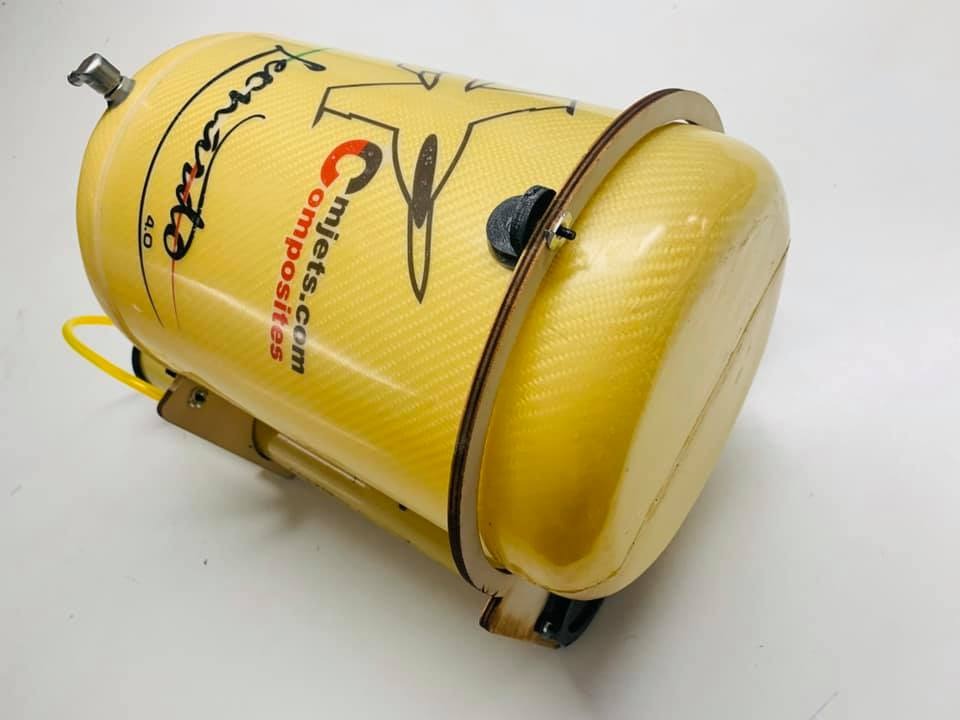Leonardo 4m 8L Cylinder